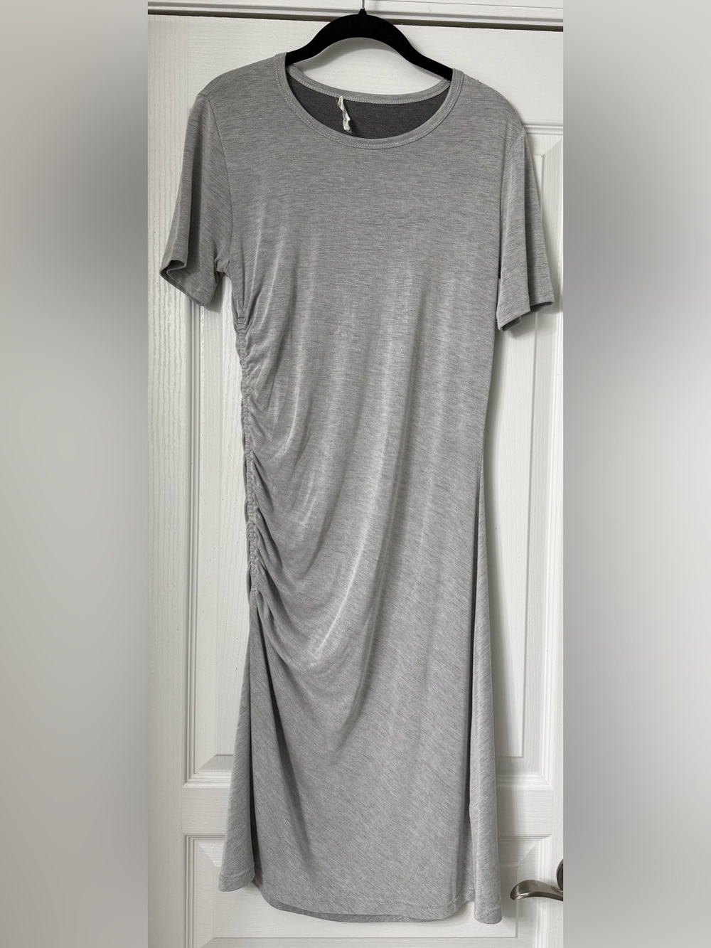 Mod Ref Heather Gray Short-Sleeve Midi Dress with Side Ruching